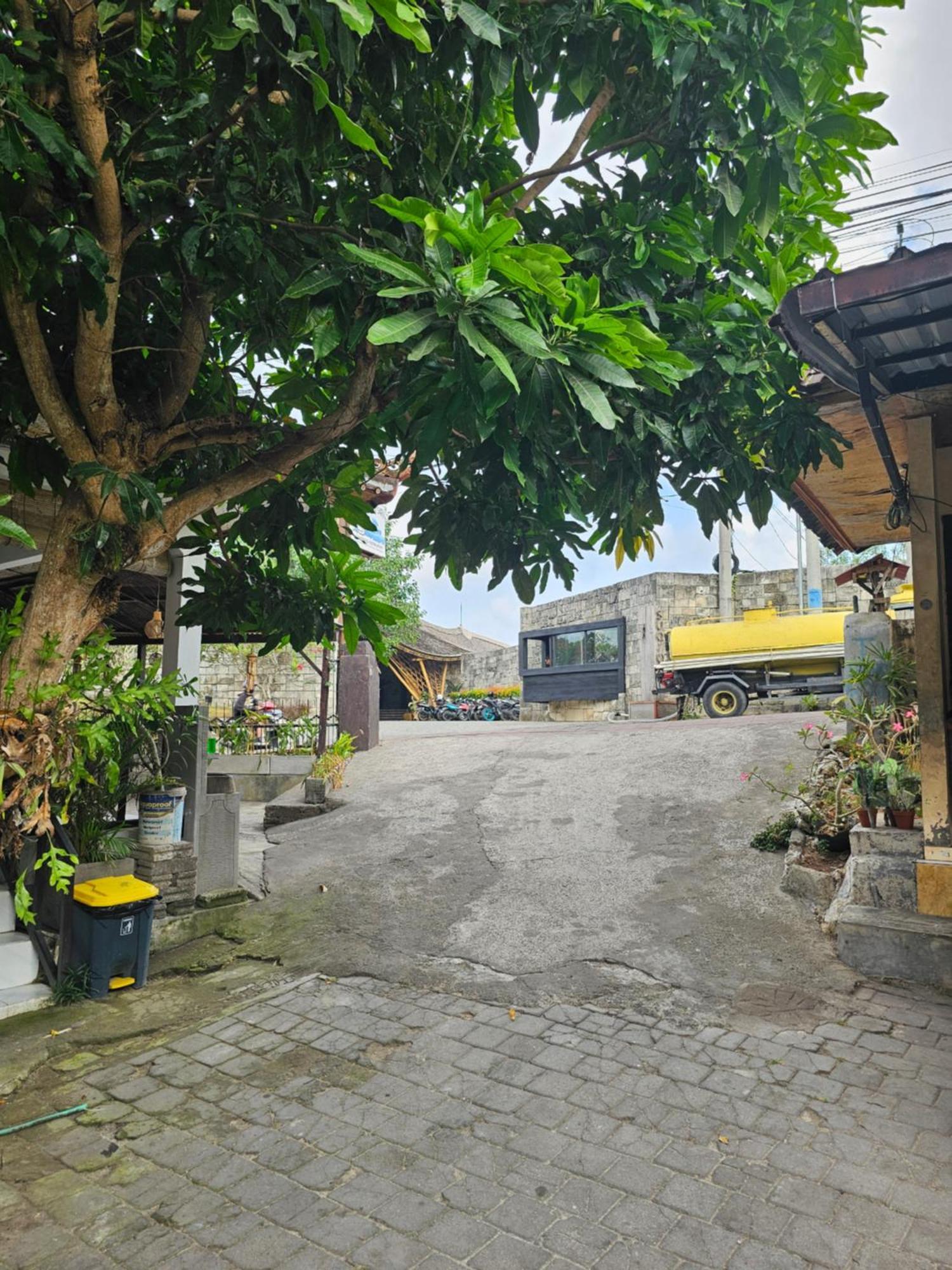 Padang-Padang Sari Homestay Uluwatu Værelse billede