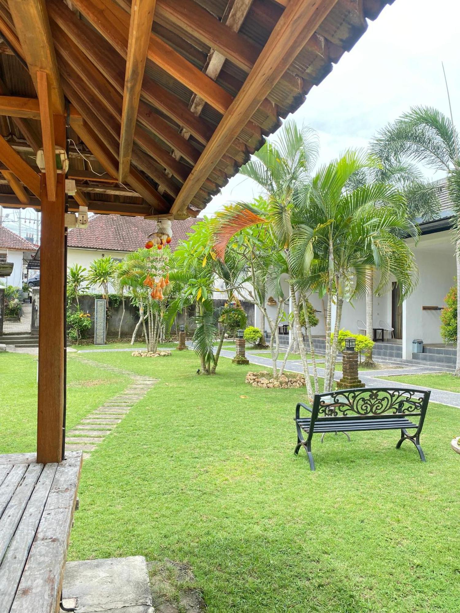 Padang-Padang Sari Homestay Uluwatu Værelse billede