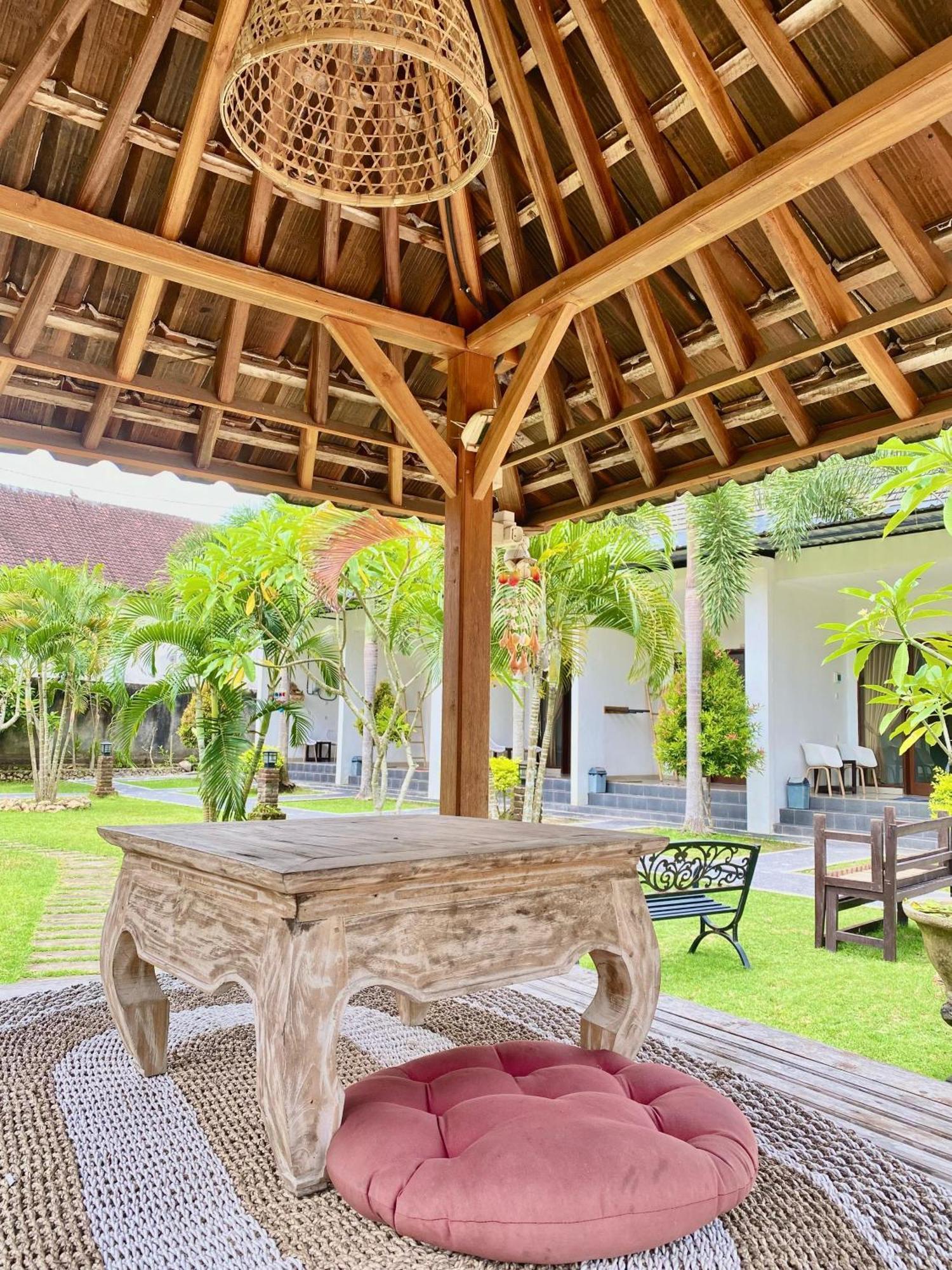 Padang-Padang Sari Homestay Uluwatu Eksteriør billede